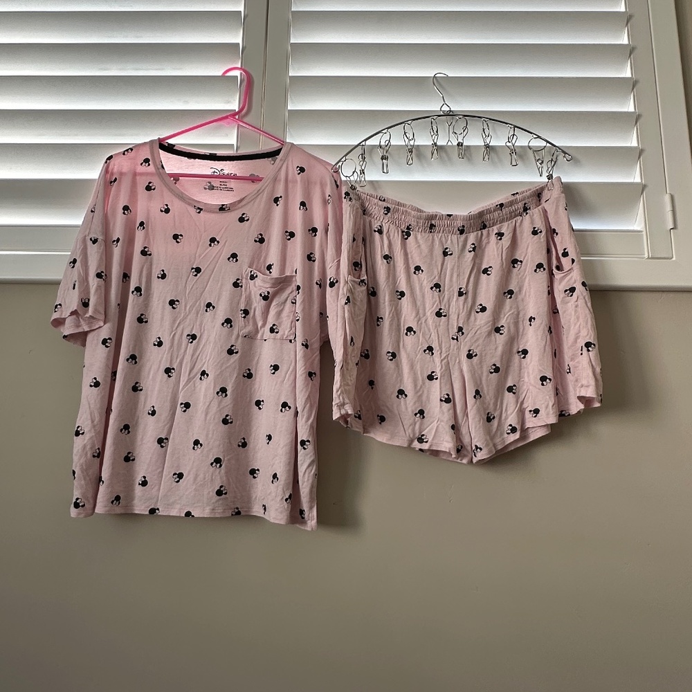 Disney Minnie Mouse Cropped Top and Shorts Pajama Set XL